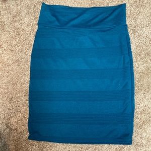 Stretchy pencil skirt